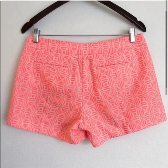 gap | pink geometric shorts 2 - Picture 2 of 4